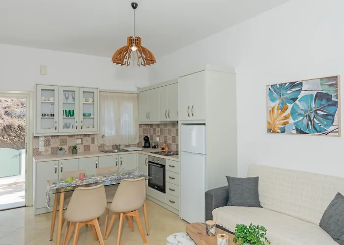 Chora Sea View Apartman *